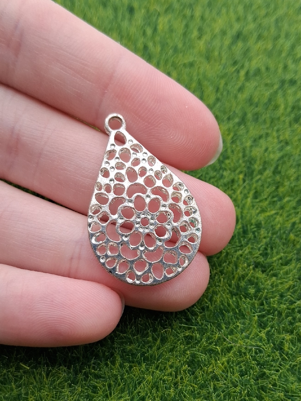 Filigree Teardrop Pendant  P409